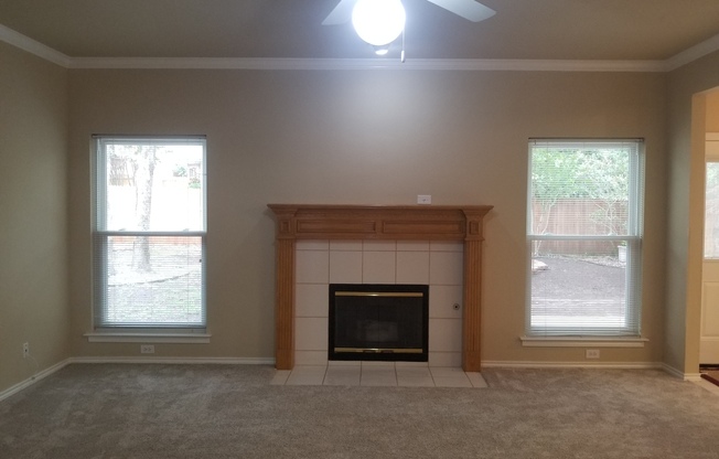 4 beds, 2.5 baths, $2,795