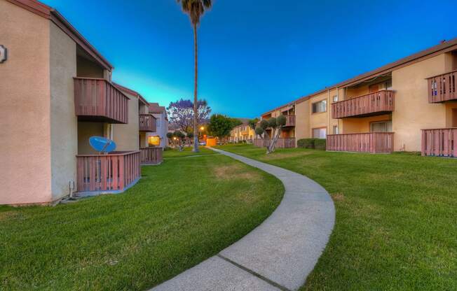Walking Paths In Courtyard at WOODSIDE VILLAGE, West Covina