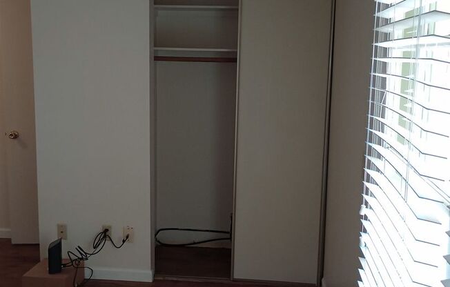 1 bed, 1 bath, 525 sqft, $949, Unit 151