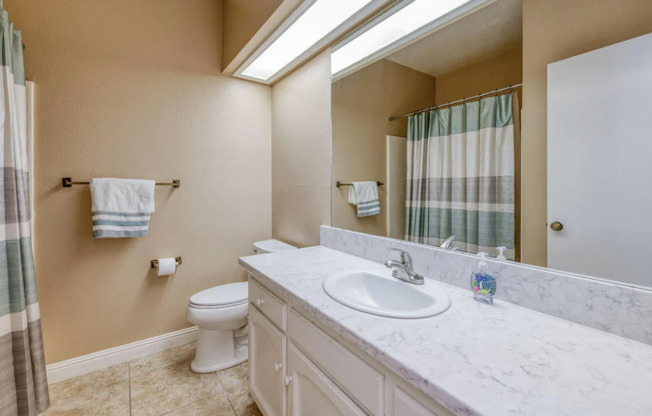 3 beds, 2 baths, $2,195, Unit # 104