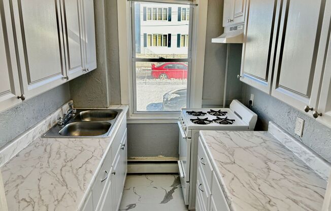 121-129 Fulton St