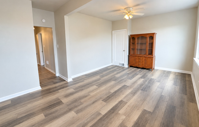 221 5th St