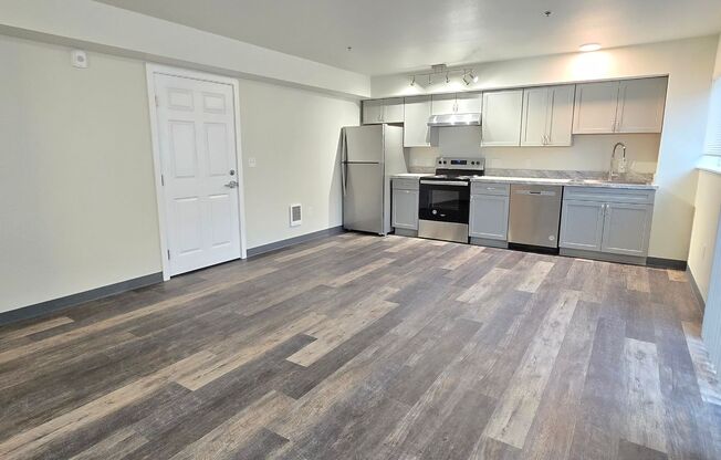 1 bed, 1 bath, 644 sqft, $1,495, Unit 101