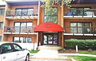 3240 28 ST