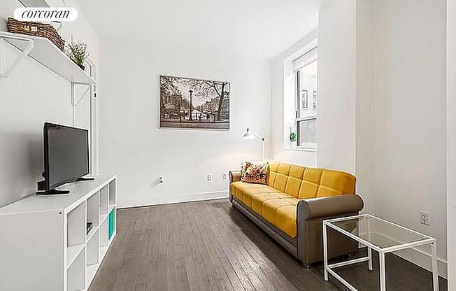 1 bed, 1 bath, 580 sqft, $4,350, Unit 511