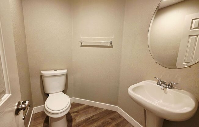 Beautiful 4bd 2.5ba in the Northwest!