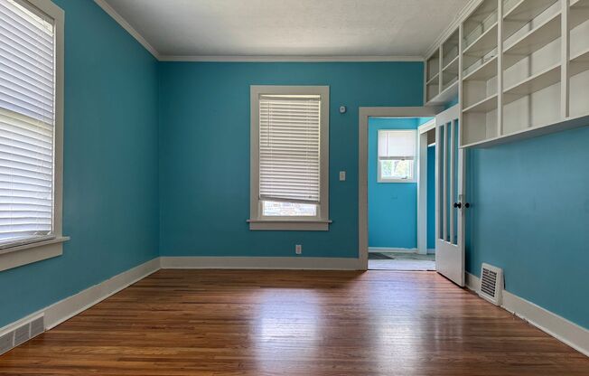 Charming Updated 2-Bed Ranch in the Heart of Benson – Hardwood Floors, Garage & More!