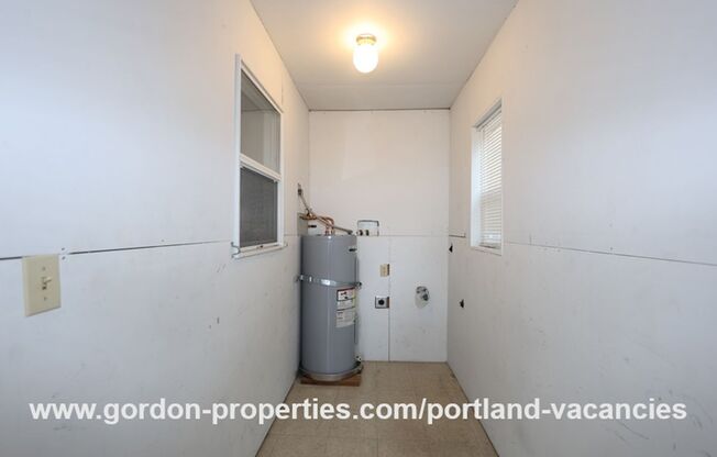 1 bed, 1 bath, $1,195, Unit 8432