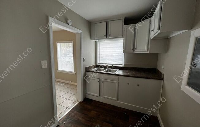 3004 15 ST W