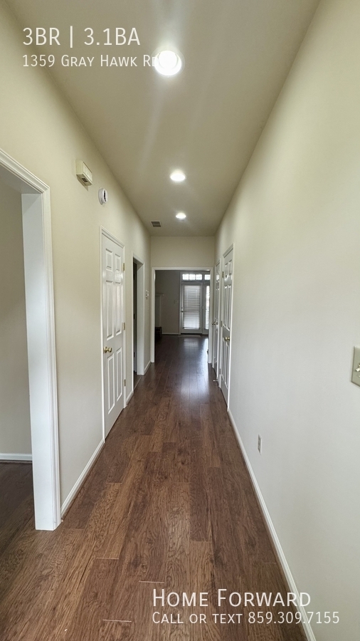 1359 GRAY HAWK RD