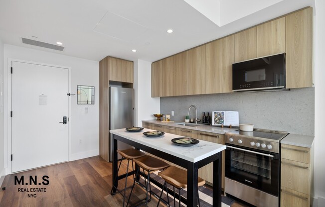 1 bed, 1 bath, $3,222, Unit 603