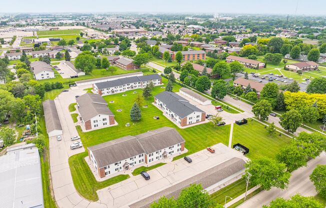 2 beds, 1 bath, 850 sqft, $1,099, Unit D203