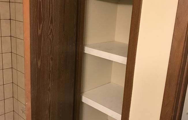 1 bed, 1 bath, 615 sqft, $800, Unit D3