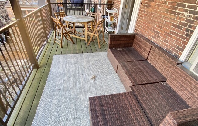 63 CLARENDON ST
