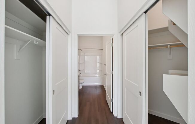 2 beds, 2 baths, 1,161 sqft, $2,260