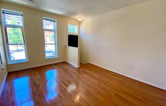 3 beds, 1 bath, $1,675