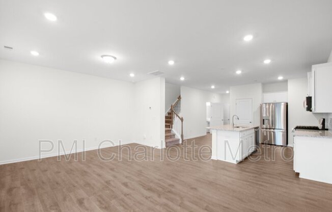 2808 TRINITY ST
