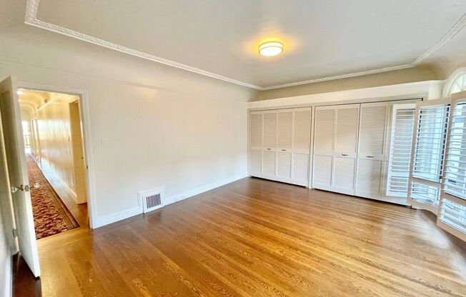 2 beds, 1.5 baths, 1,300 sqft, $7,500, Unit 2654 Greenwich Street