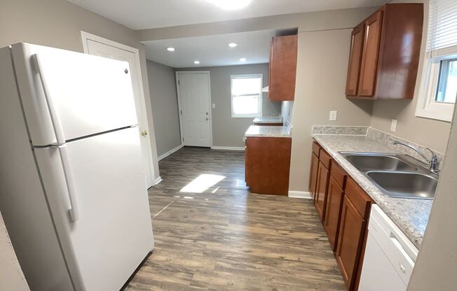 2 beds, 1 bath, $950