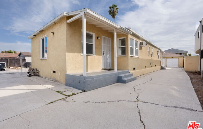 6414 1/2 10 AVE