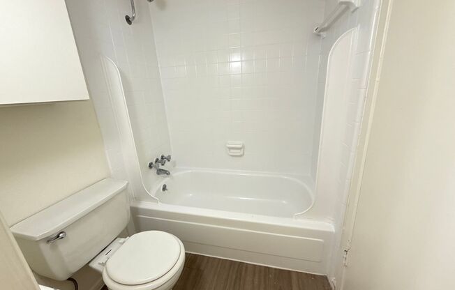 1 bed, 1 bath, 619 sqft, $1,299, Unit OPA-276