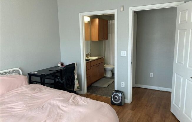 2 beds, 2 baths, $2,350, Unit # 304