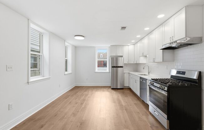 2306 East Carson Street