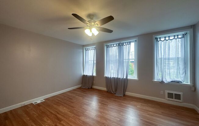 1 bed, 1 bath, $1,199, Unit Unit 3