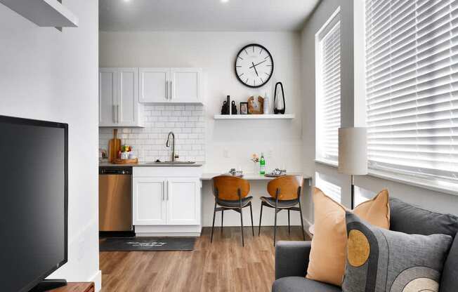 The Stack - Sugarhouse Apartments with Built In Desk