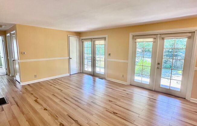 Charming 3bed/2bath House!