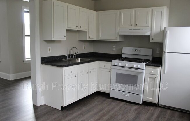 1009 PENN AVE