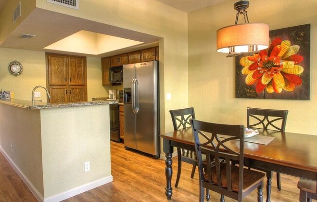 2 beds, 2.5 baths, $2,600, Unit UNIT 1021