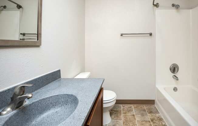 One and two bedroom apartments at Somerset Apartments in Lincoln, NE