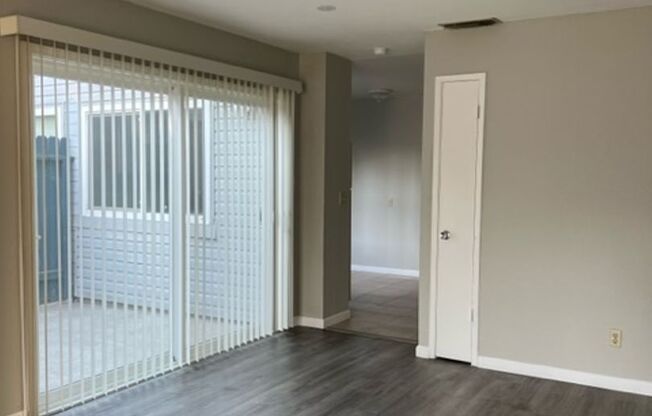 Charming Clovis Duplex Unit Awaits!