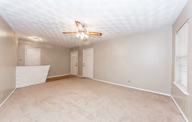 1733 Carl St