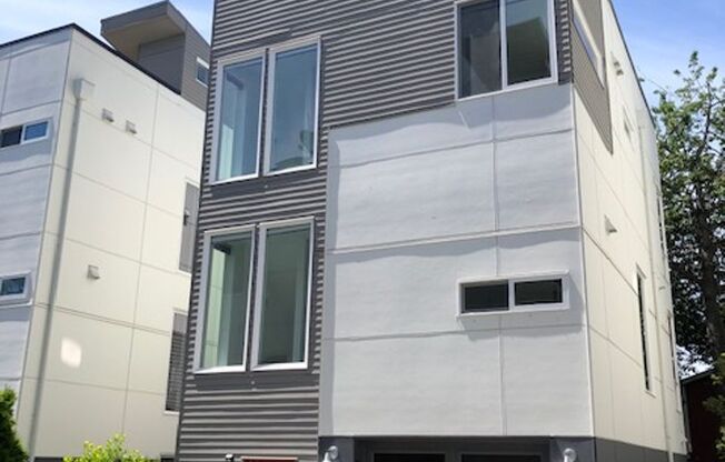 Leschi Townhome