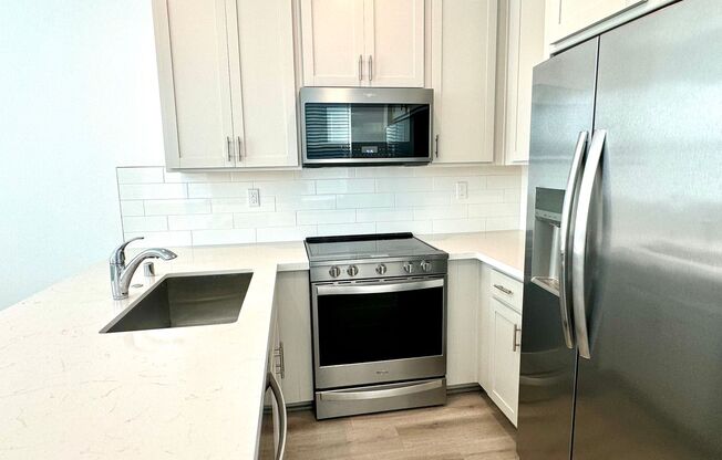 Newer One Bedroom in newer Santa Rosa Development!