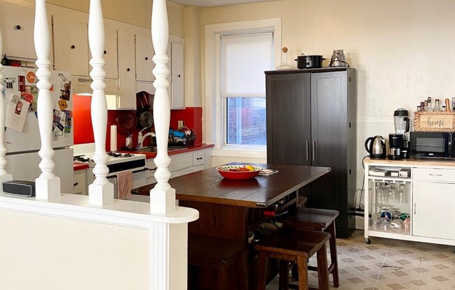 5 BALDWIN PL