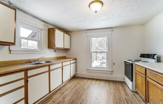 888-890 Studer Ave