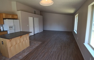 3 beds, 2 baths, $1,995