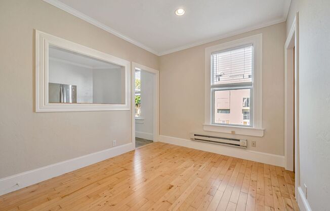 435 Hayes Street Apartments*