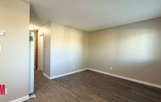 2 beds, 1 bath, $1,899, Unit 207-10