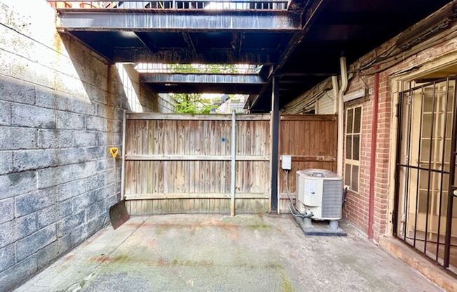 1 bed, 1 bath, $2,246