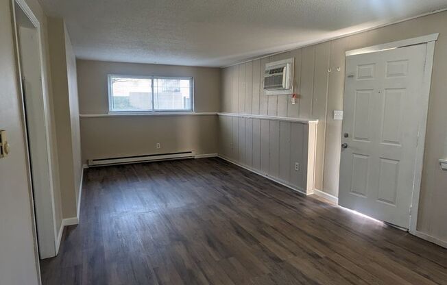 Lower Level 2 Bedroom Apartment