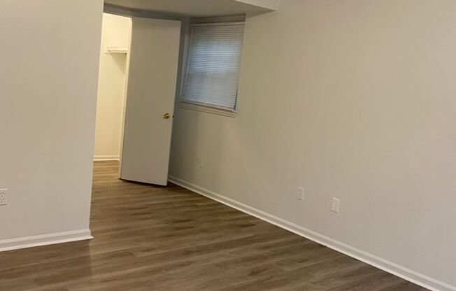 1 bed, 1 bath, 790 sqft, $1,125, Unit 49