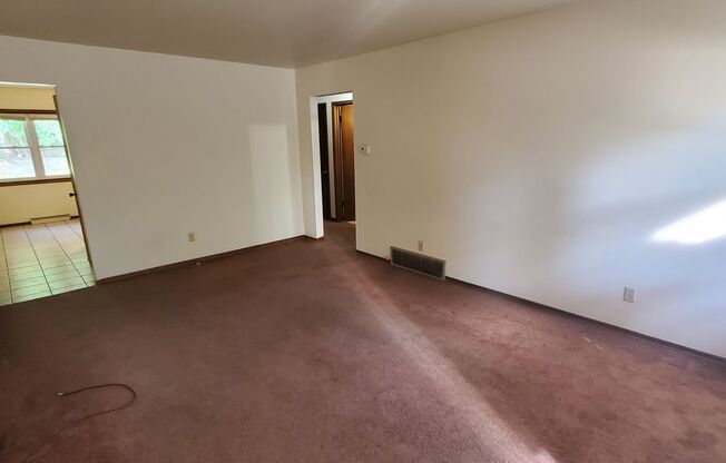 2 beds, 2 baths, $995