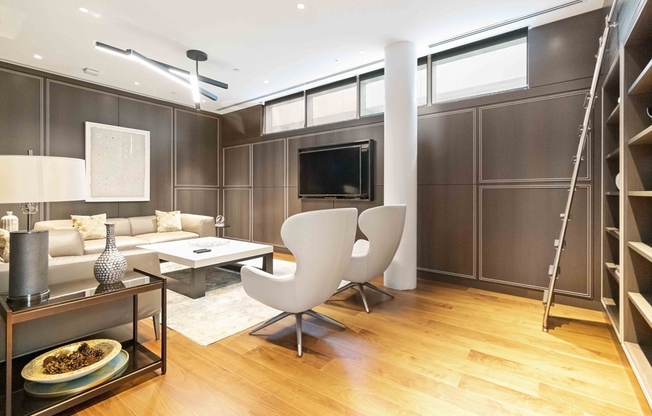 2 beds, 2 baths, 1,515 sqft, $7,900, Unit 20J