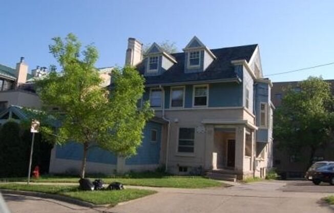 529 North Pinckney Street