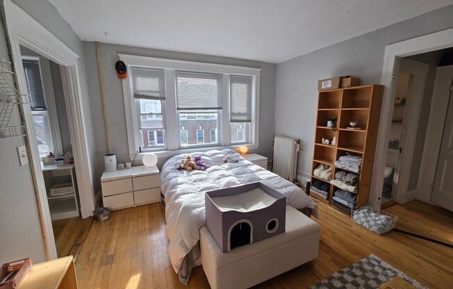 Studio, 1 bath, $2,200, Unit 27