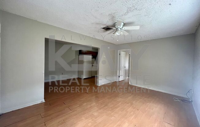 1 bed, 1 bath, 800 sqft, $600, Unit D